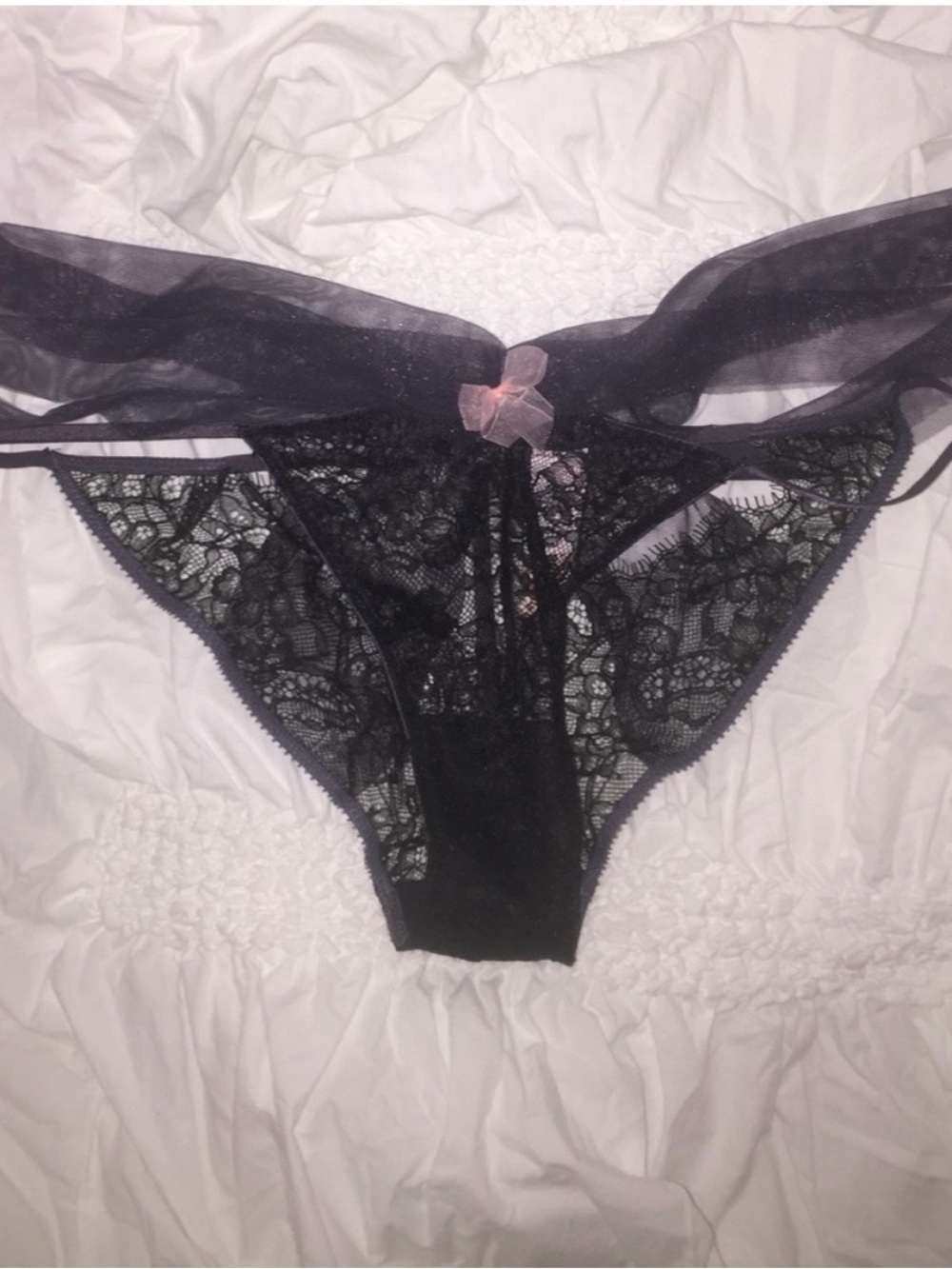 Victoria’s Secret Cheekini Sheer Lace Bow Thong Panties - Medium